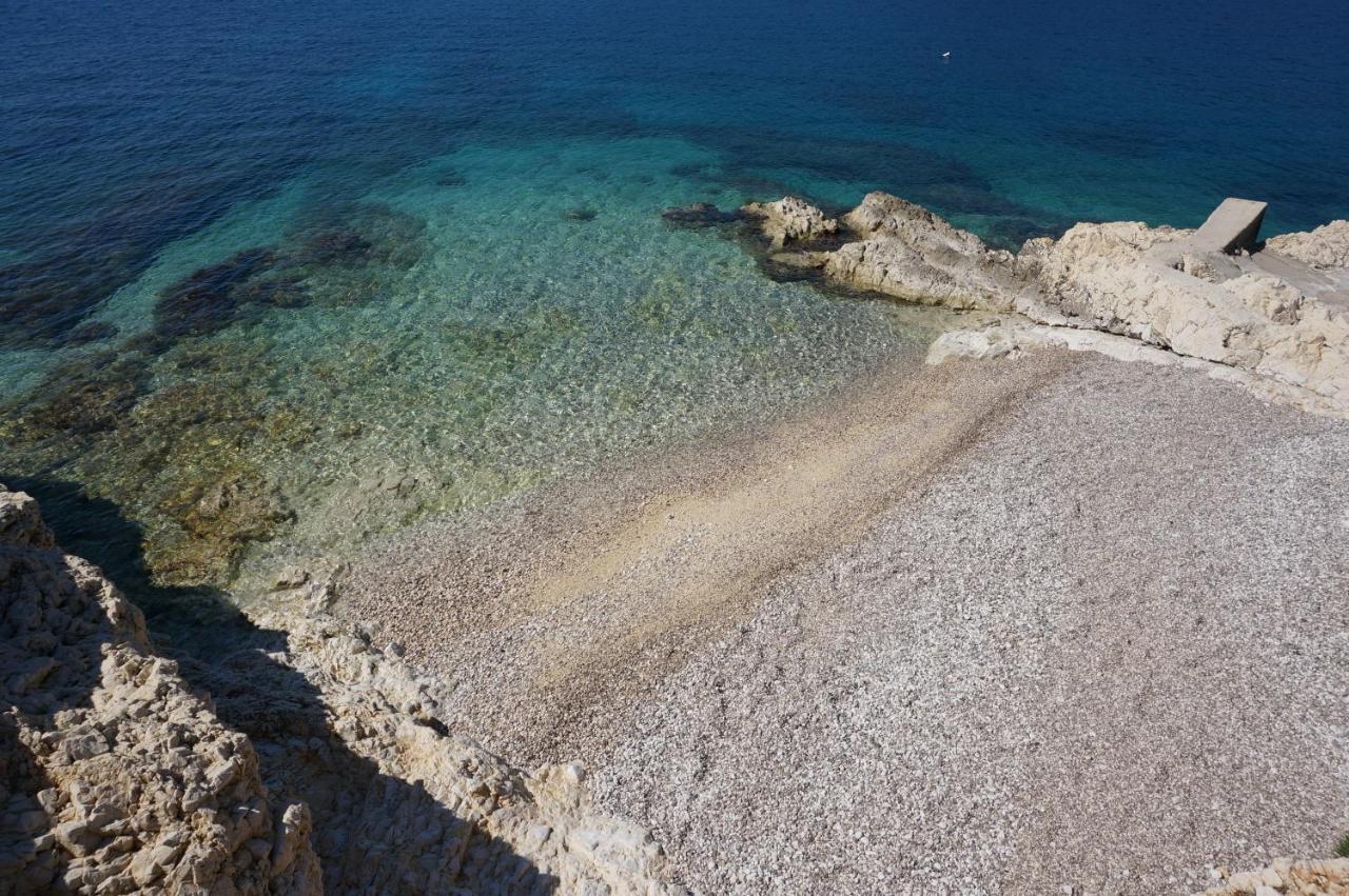Studio Apartment Michelle - Intermezzo With Sea View Rabac Exterior foto