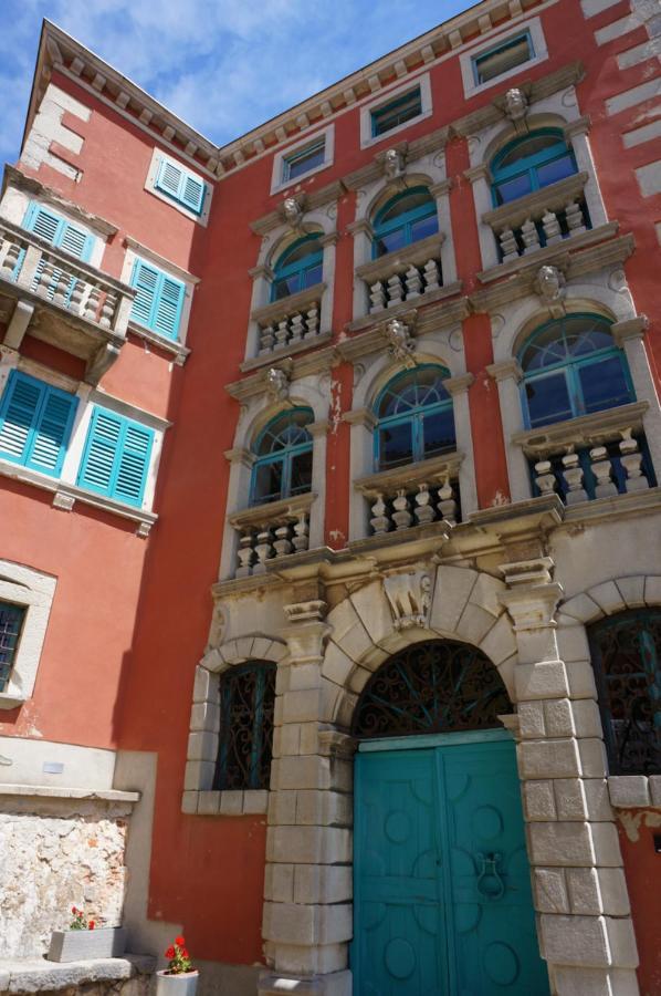 Studio Apartment Michelle - Intermezzo With Sea View Rabac Exterior foto